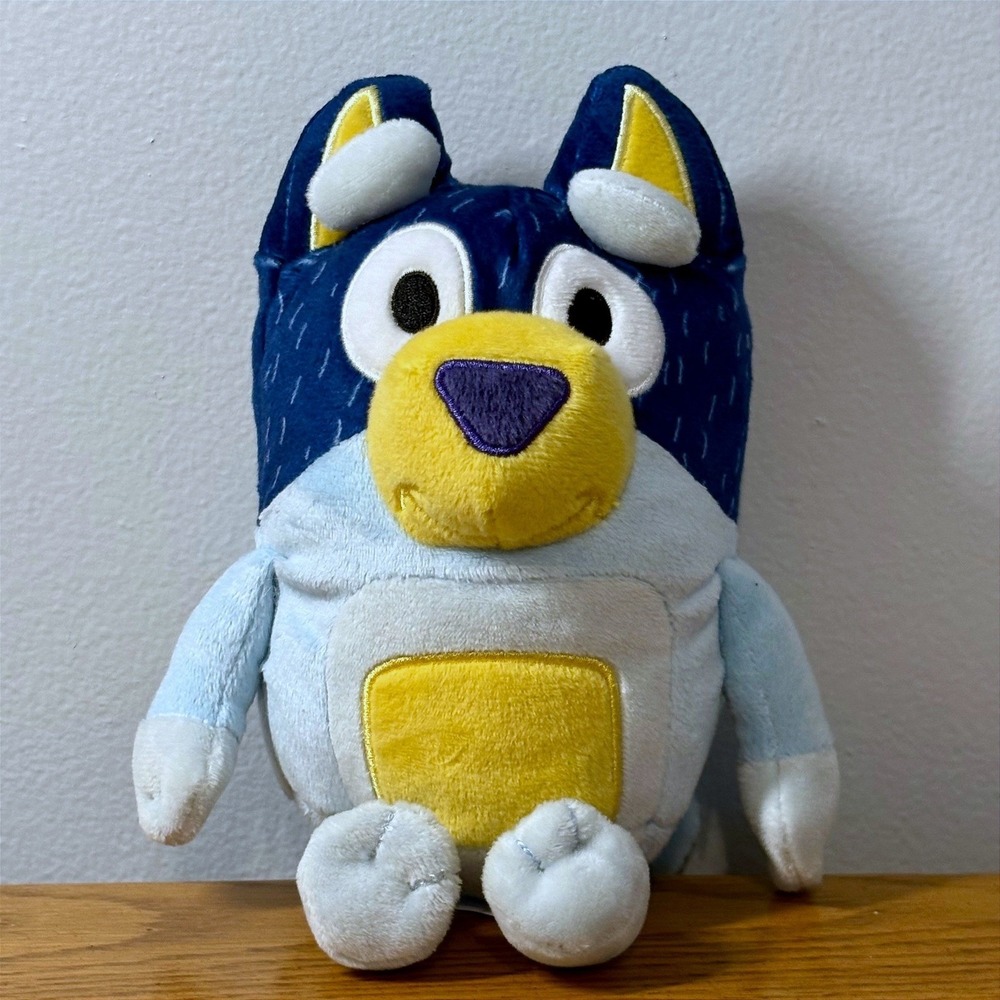 Bluey Moose Toys 8 Inch Plush Stuffed Animal Blue Heeler Dog 2018 Ludo Studio